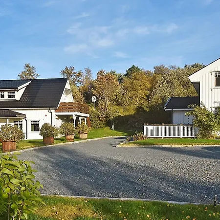 4 Person Holiday In * Oksvoll