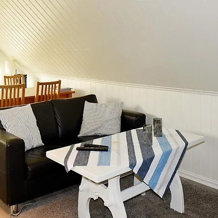 4 Person Holiday In Oksvoll