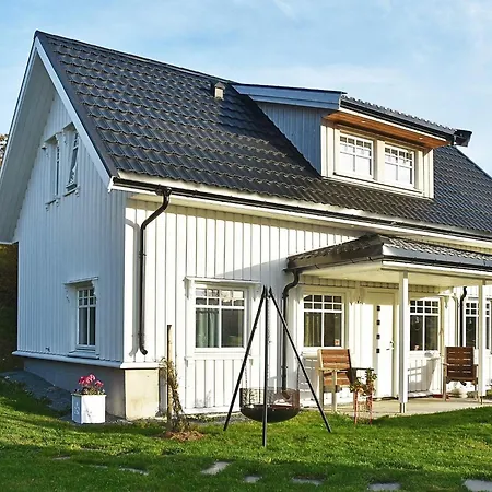 4 Person Holiday In Apartamento Oksvoll